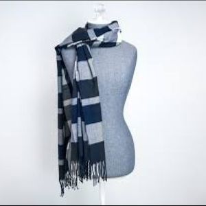 Blue plaid long scarf